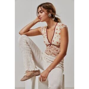 Kimchi Blue Madison Semisheer Lace Blouse - S